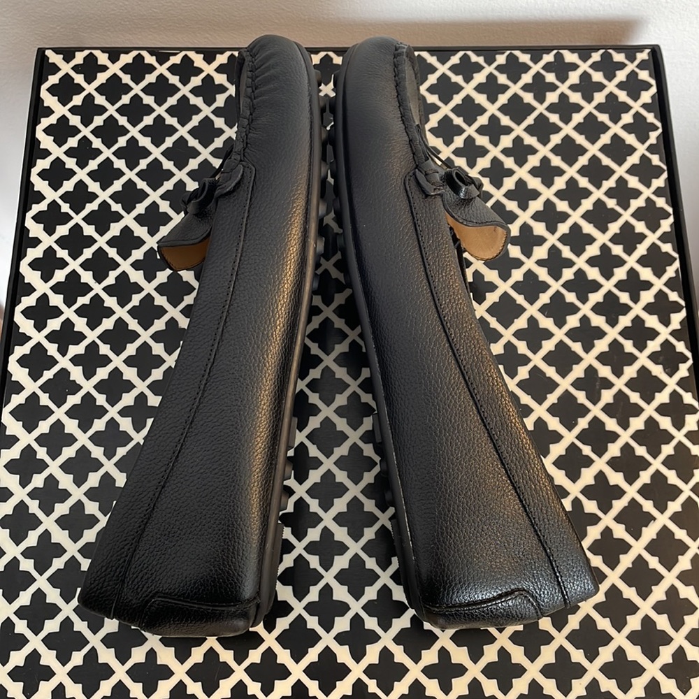 Excellent gently used condition leather loafers - Picture 6 of 7